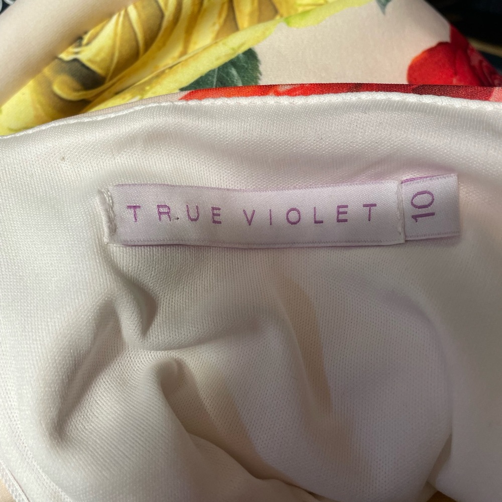 True Violet - image 6